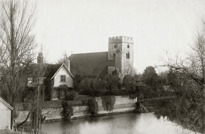 Goring Church then, photograph by Henry Taunt, reproduced by permission of Oxfordshire County Council OCL5227