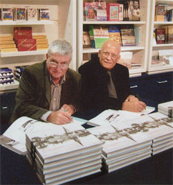 Graham Diprose & Jeff Robins signing books